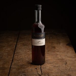 Red wine vinegar of Barbera grapes (Stefano Bellotti)