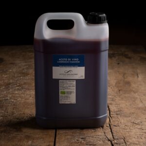 Natural red wine vinegar of Lambrusco grapes